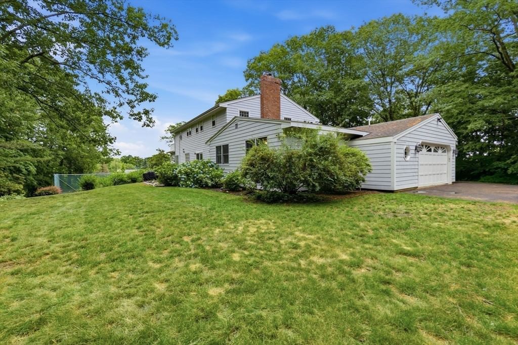 11 Pickman Rd Beverly — Photo 33 of 40
