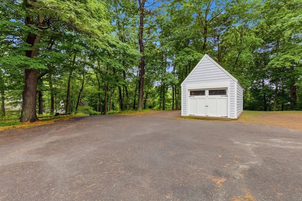 11 Pickman Rd Beverly — Photo 35 of 40