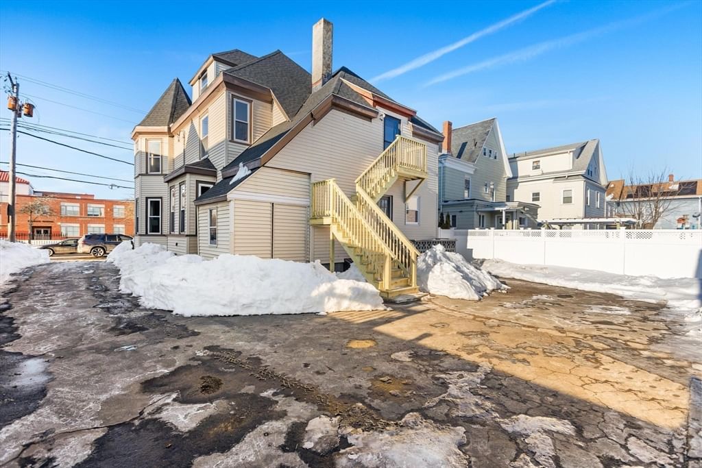 238 Essex St Lynn — Photo 21 of 24