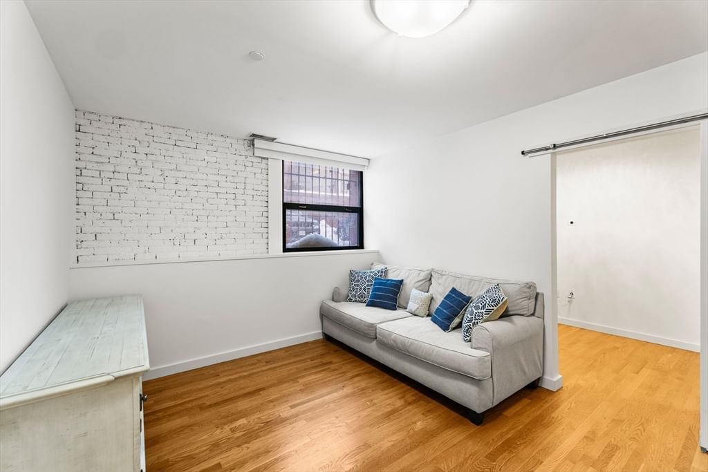 125 B St #1D Boston — Photo 9 of 20