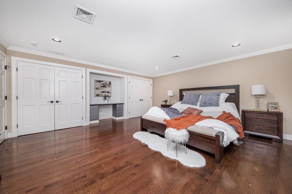 568 Wellesley St Weston — Photo 38 of 38