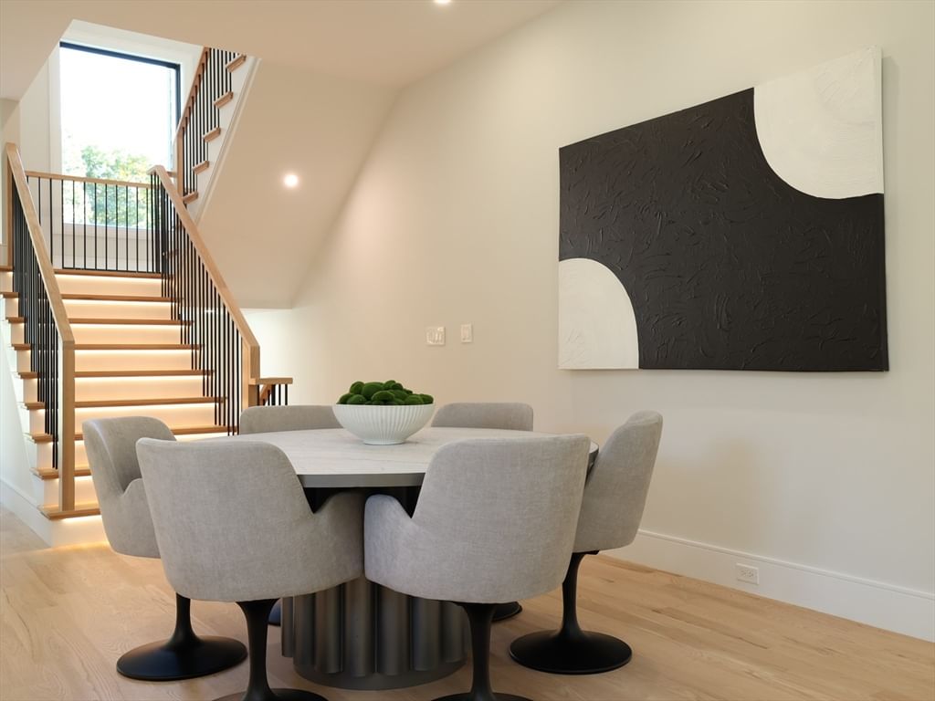 18 Josselyn Pl #18 Newton — Photo 10 of 29