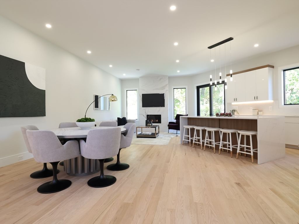 18 Josselyn Pl #18 Newton — Photo 7 of 29