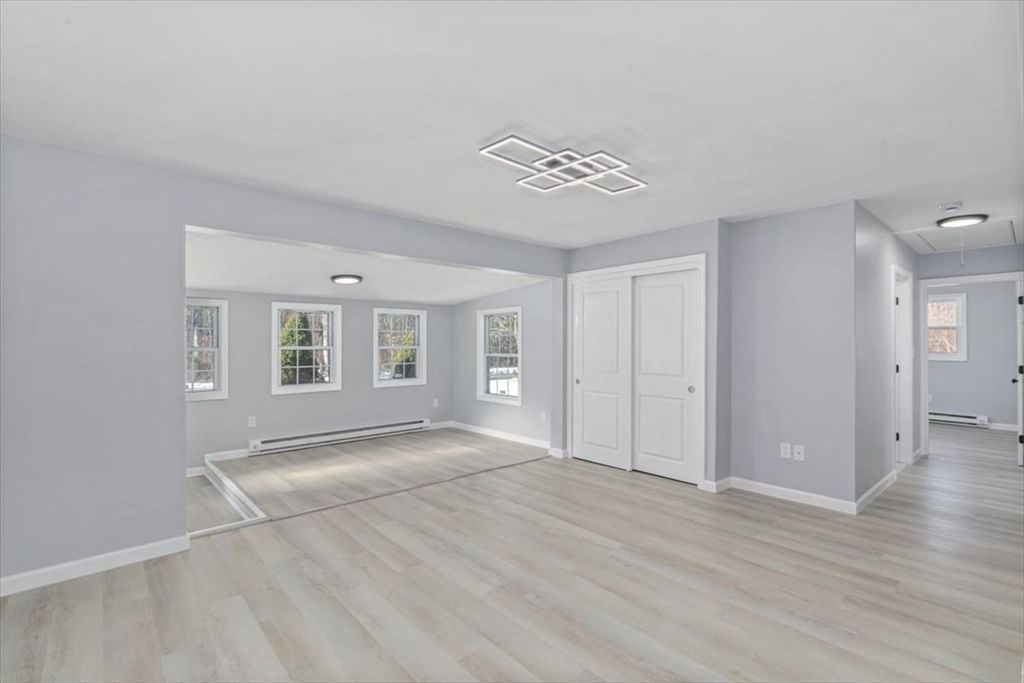 360 Marshall St Tewksbury — Photo 11 of 39