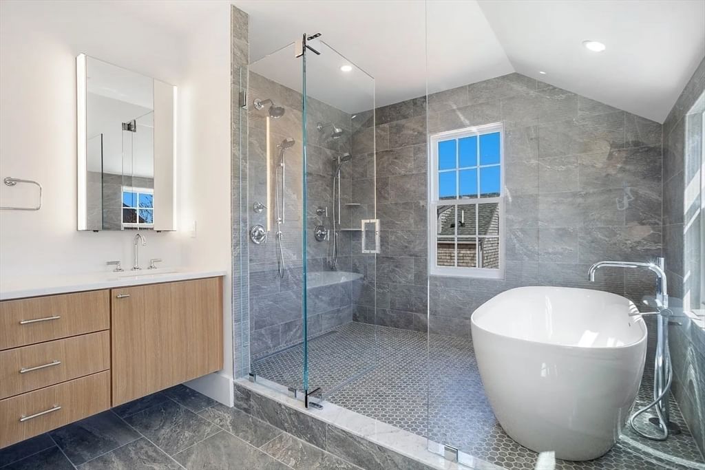 2 Mariner Way Nantucket — Photo 21 of 34