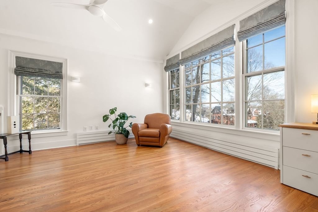 269 Franklin St Newton — Photo 21 of 30