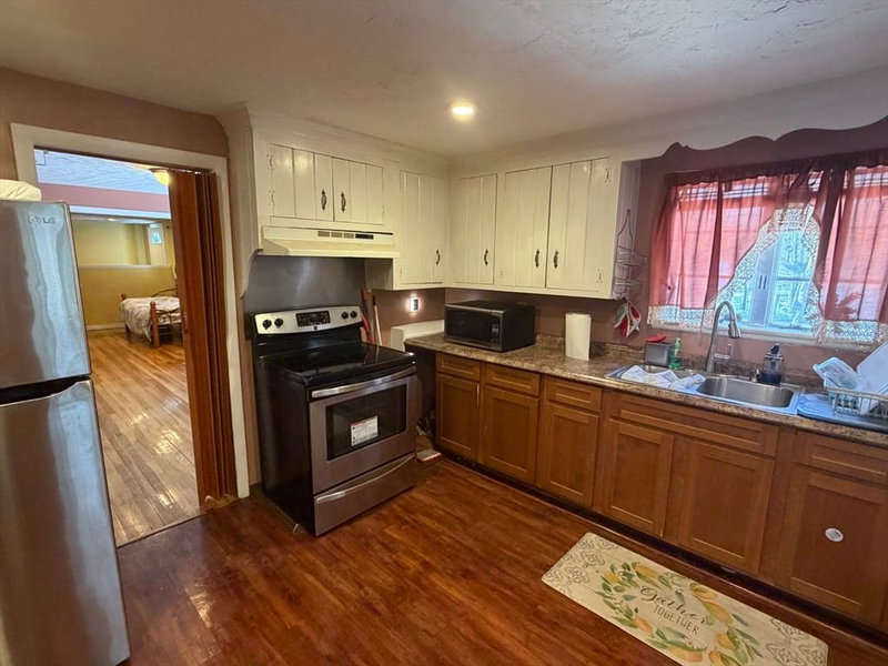Property at 845 Stafford St, Leicester, MA 01542