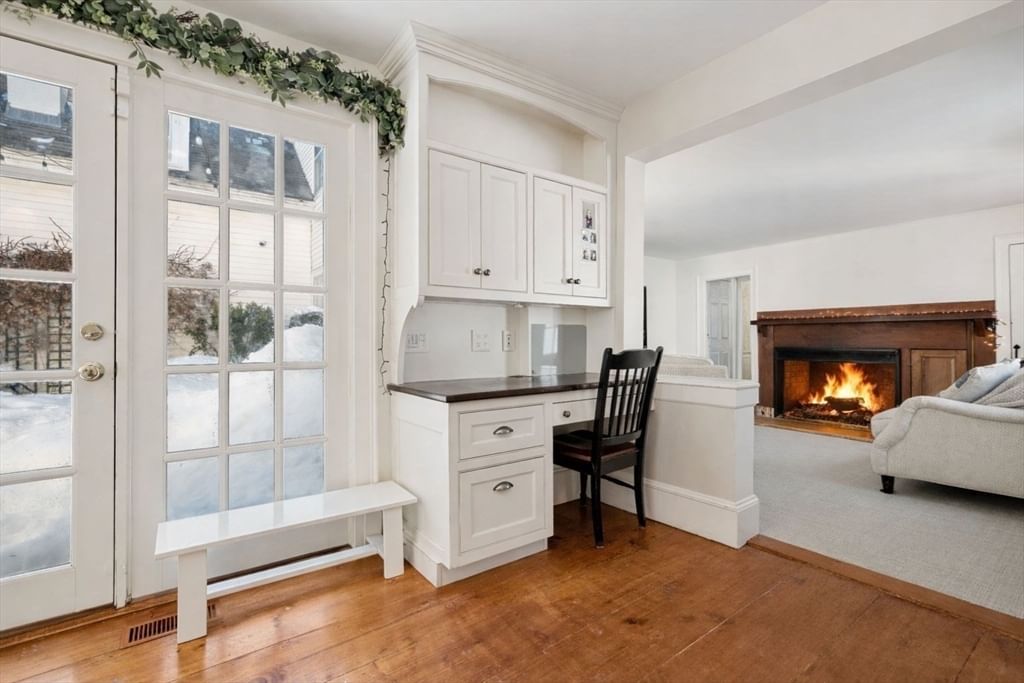 Listing Image 10
