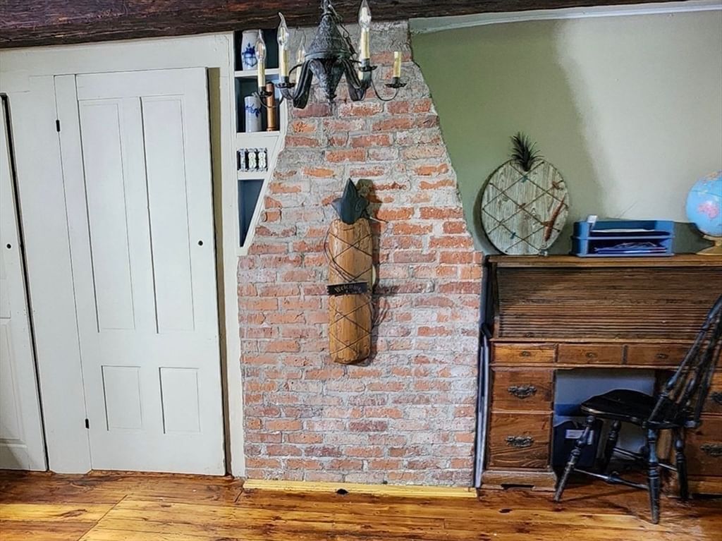 5 Putnam Hill Rd Sutton — Photo 16 of 42