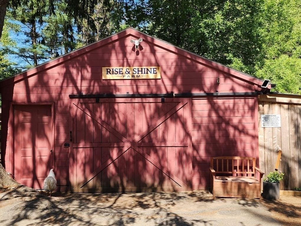 5 Putnam Hill Rd Sutton — Photo 30 of 42