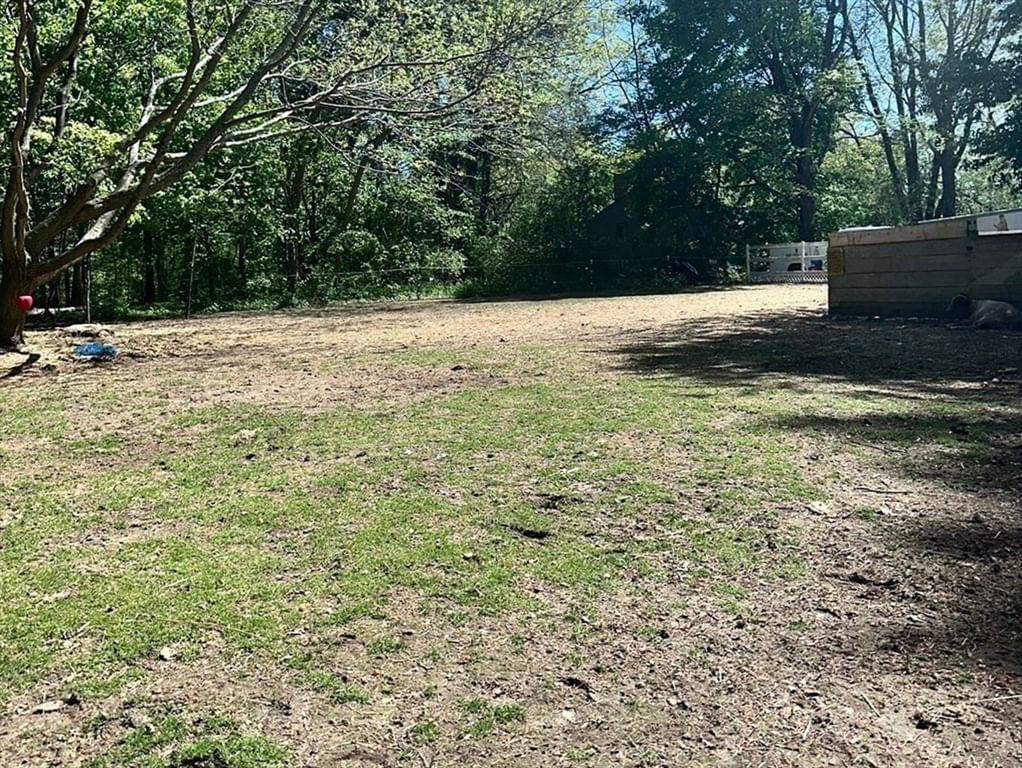 5 Putnam Hill Rd Sutton — Photo 34 of 42