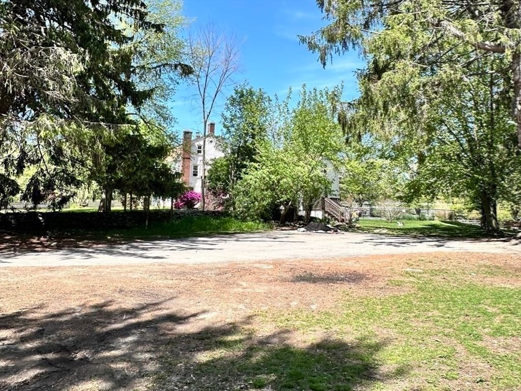 5 Putnam Hill Rd Sutton — Photo 38 of 42