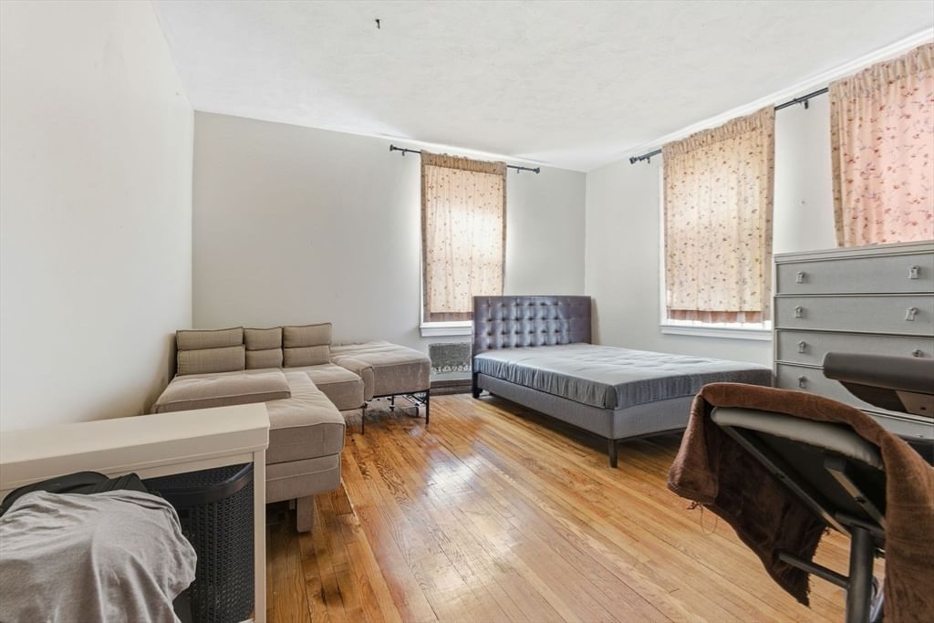 162 Humboldt Ave Boston — Photo 15 of 42