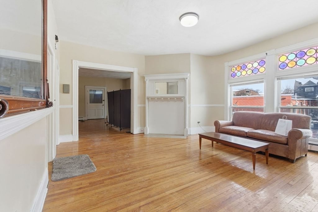 162 Humboldt Ave Boston — Photo 8 of 42