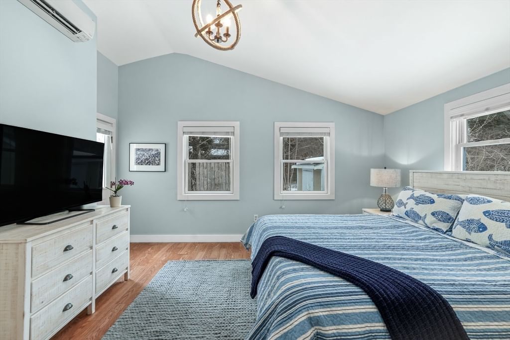 3 Kims Way, Oak Bluffs, MA 02557 photo 4