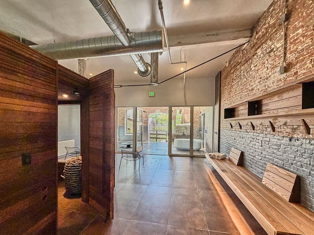 520 State Rd #303 North Adams — Photo 14 of 35