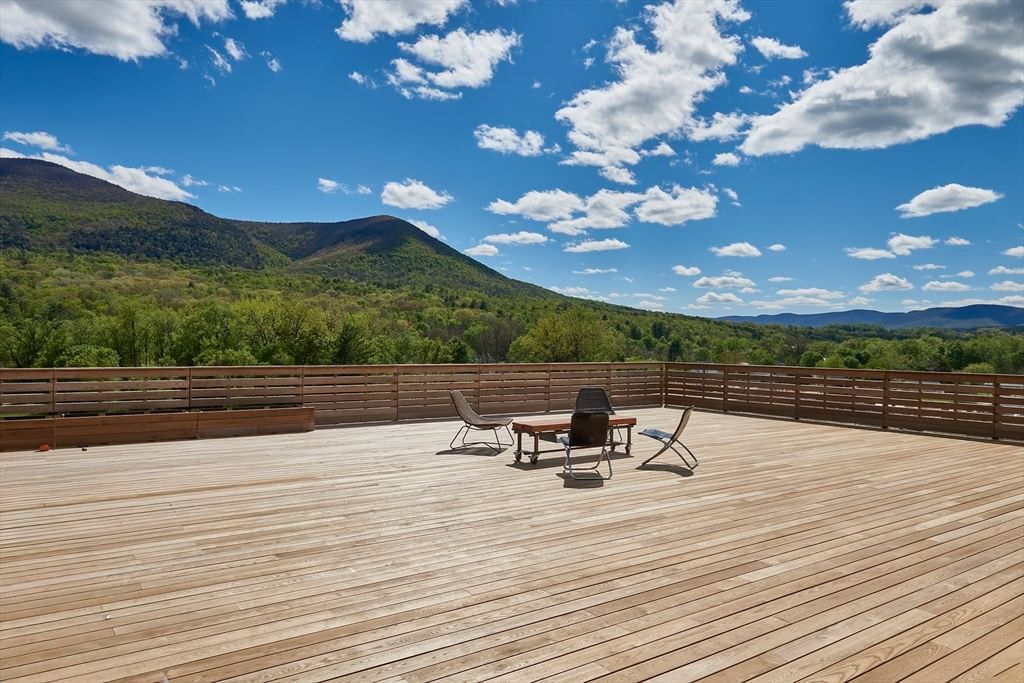 520 State Rd #309 North Adams — Photo 32 of 38