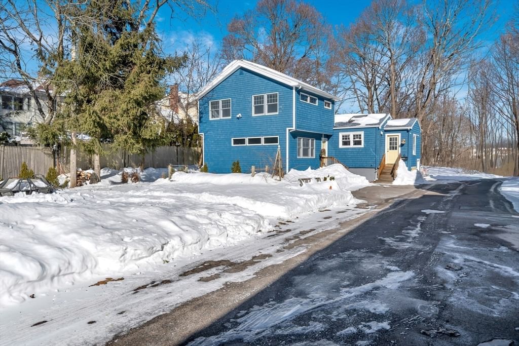 6 Smith Ln #6 Manchester — Photo 3 of 38