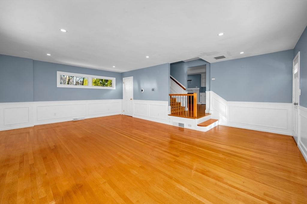 6 Smith Ln #6 Manchester — Photo 15 of 32