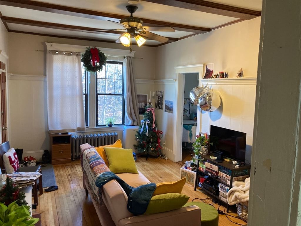 45 Gordon St #4 Boston — Photo 6 of 8