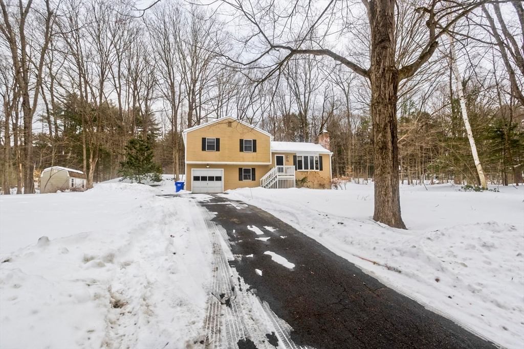 26 Falls Rd, Sunderland, MA 01375 photo 5