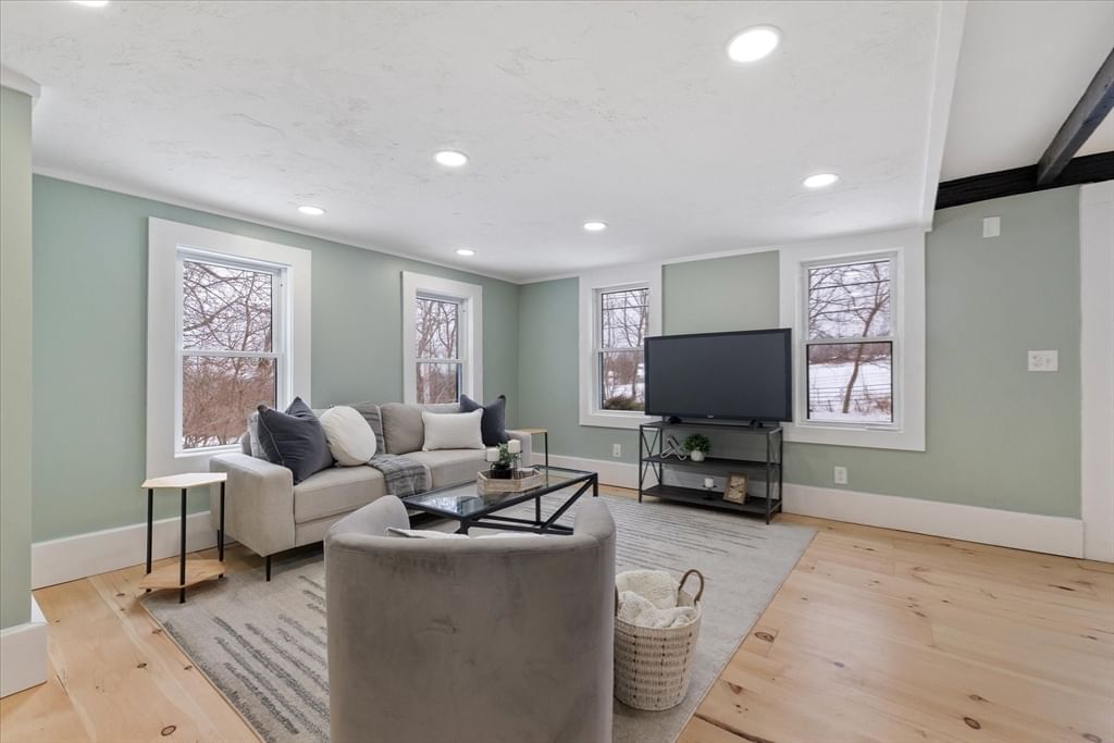 294 Boston Road Sutton — Photo 14 of 40