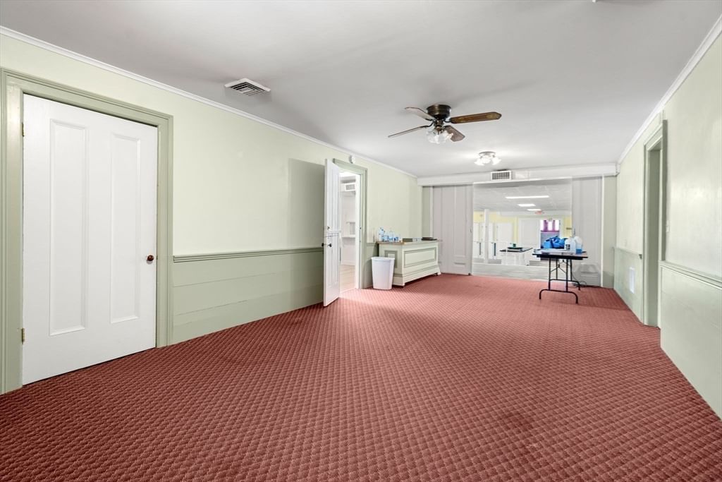 437 Main St Southbridge — Photo 18 of 31