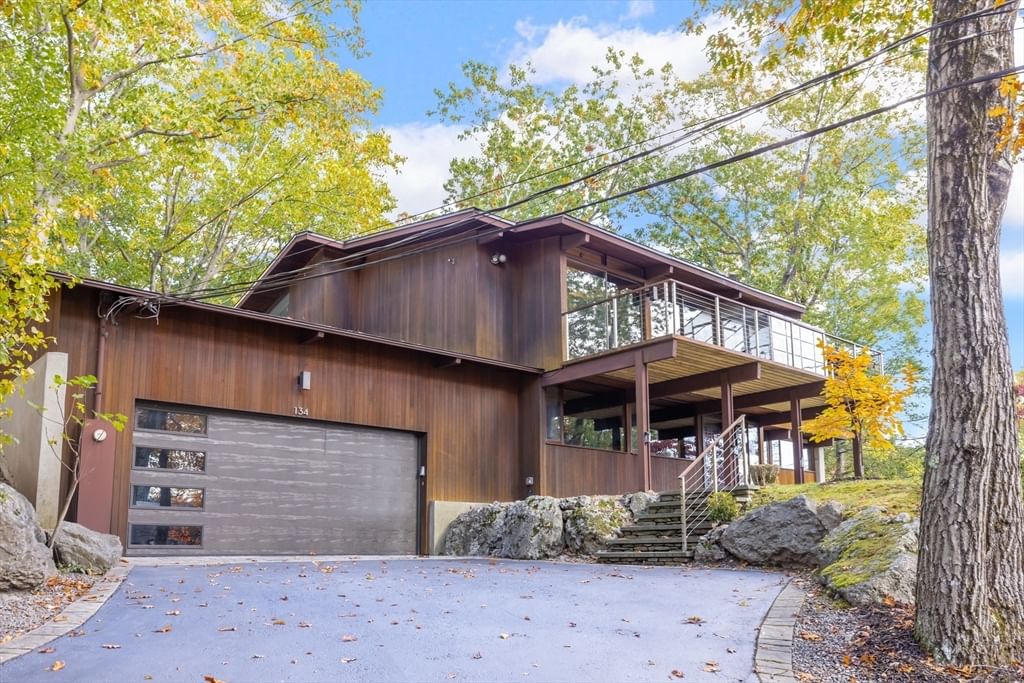 134 Rangeley Rd Brookline — Photo 22 of 27