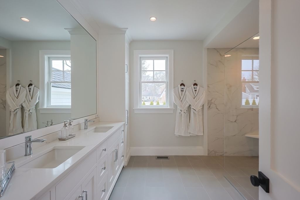 72 Woodside Dr. Falmouth — Photo 19 of 42