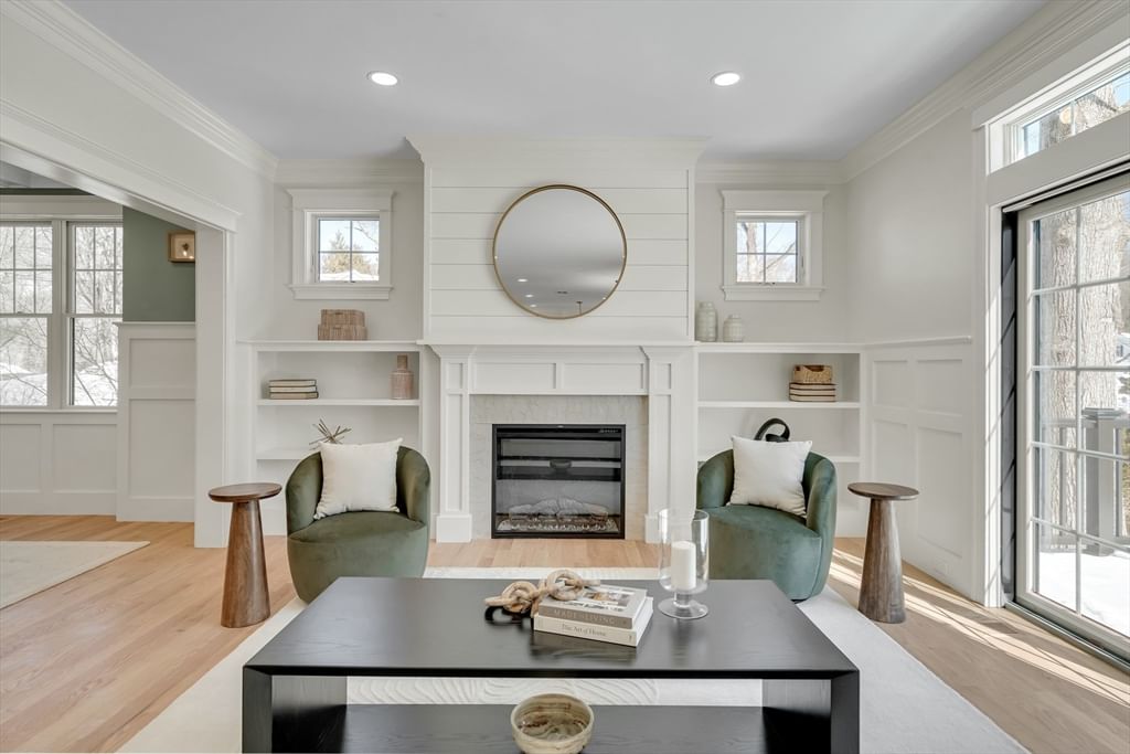 1 Cushing Street Lexington — Photo 10 of 42