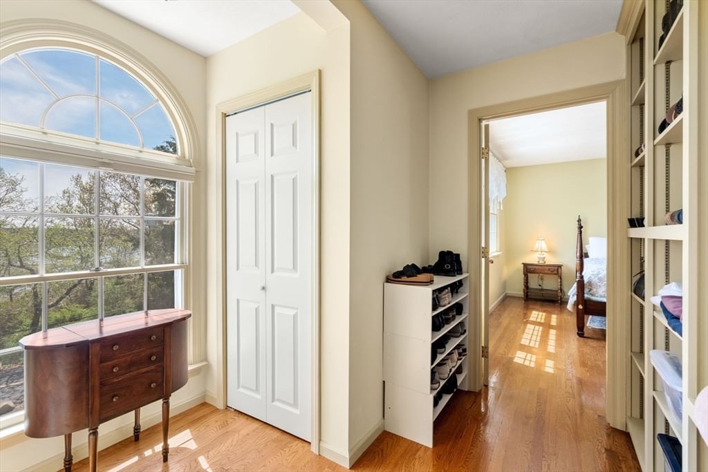 178 Atlantic Street Gloucester — Photo 16 of 32