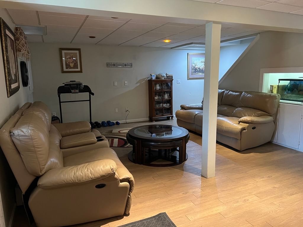 973 Pembroke New Bedford — Photo 11 of 26