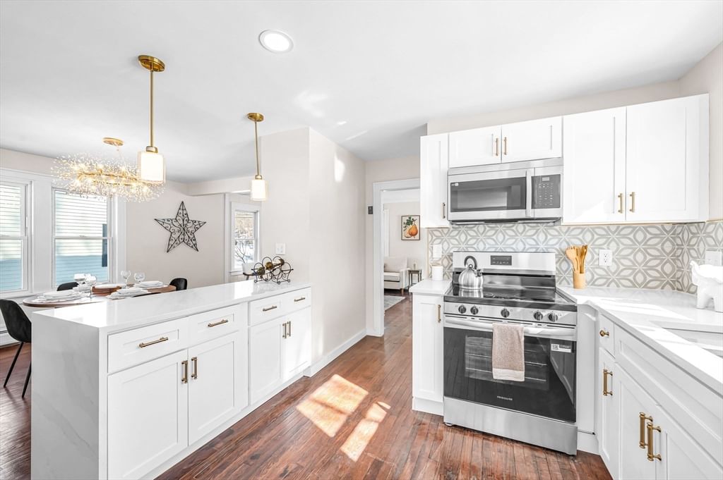 20 Walnut St, Gill, MA 01354 photo 2