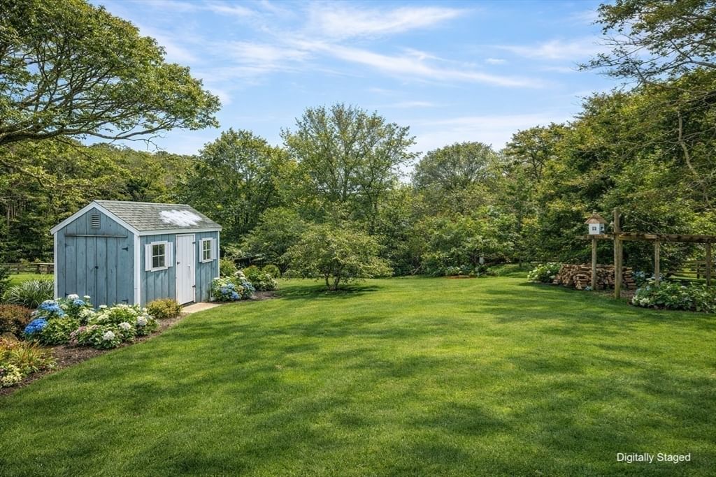 2 Pine Ridge End Truro — Photo 6 of 17