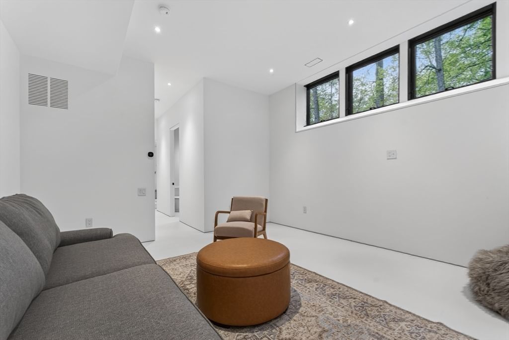 56 Seymour Street Concord — Photo 24 of 36