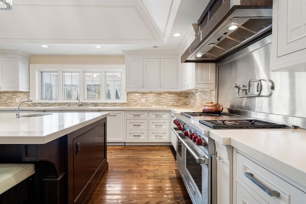 11 Hillcrest Road Weston — Photo 11 of 42