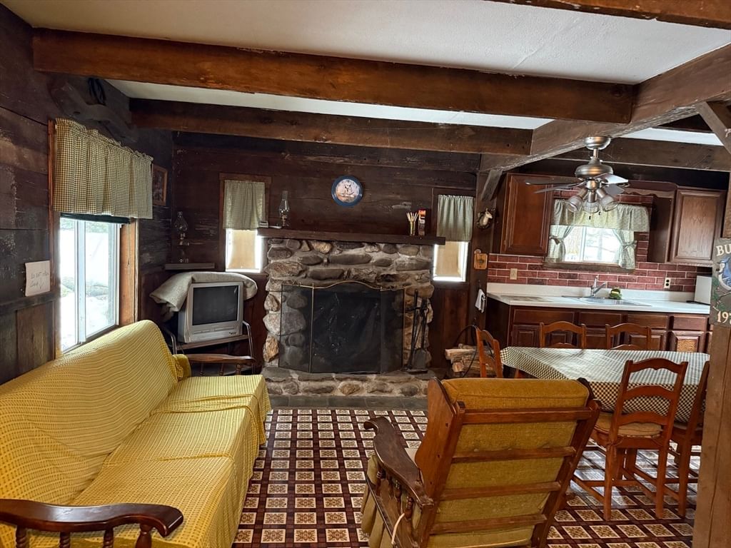 23 E Brook Dr, Heath, MA 01346 photo 2