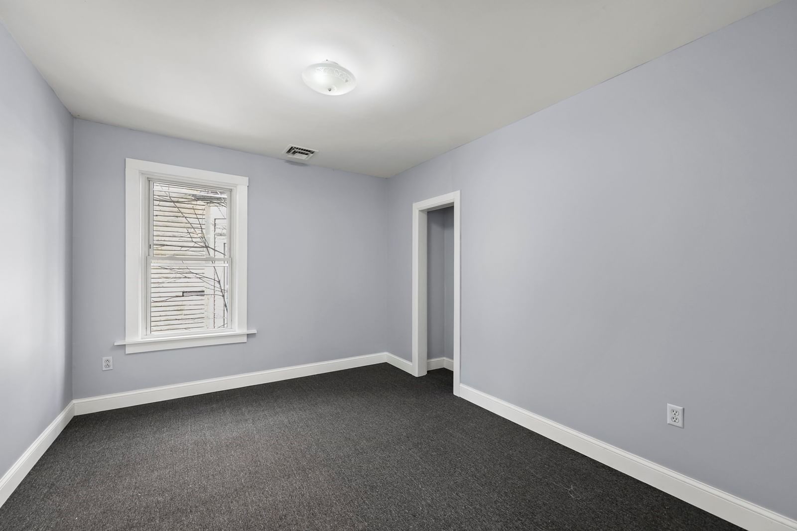 73-75 Hall St North Adams — Photo 27 of 32