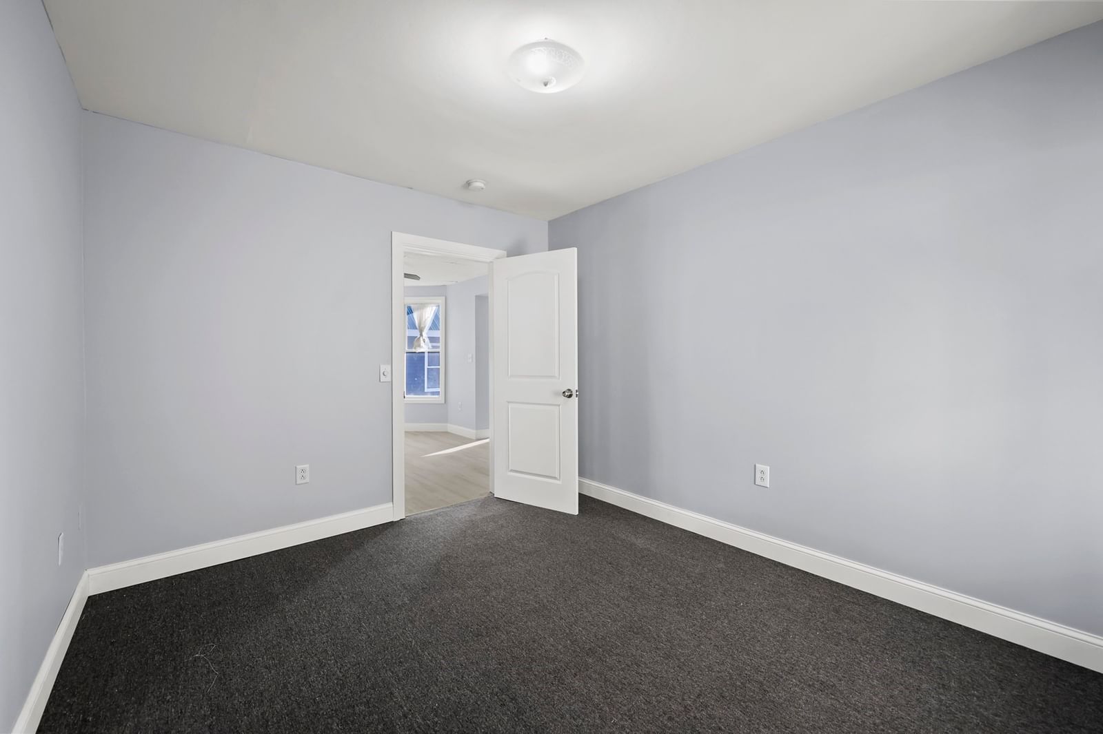 73-75 Hall St North Adams — Photo 28 of 32