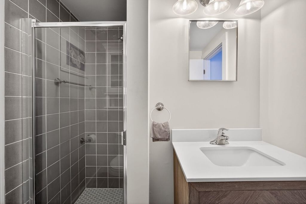 963 Commercial Street #Unit 7 Provincetown — Photo 13 of 23