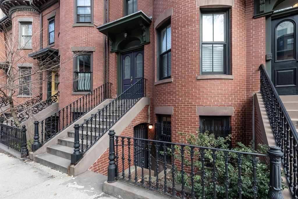 82 E Brookline St #1 Boston — Photo 2 of 14