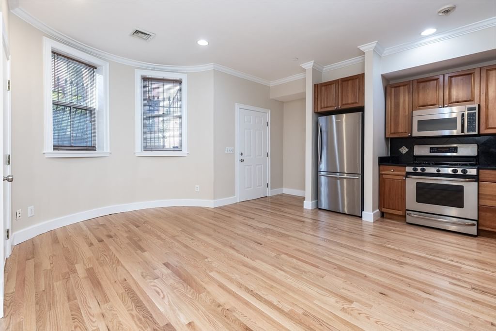 82 E Brookline St #1 Boston — Photo 6 of 14