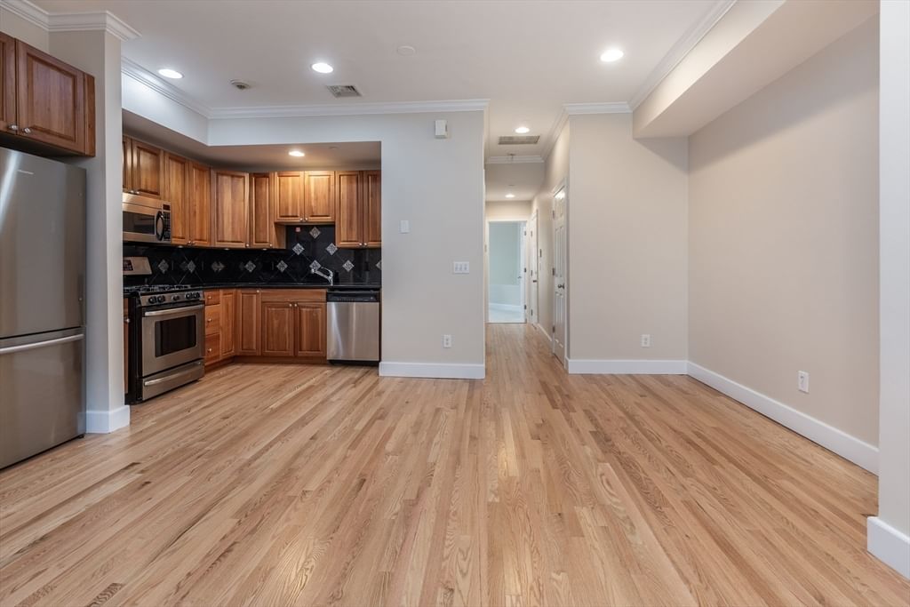 82 E Brookline St #1 Boston — Photo 7 of 14