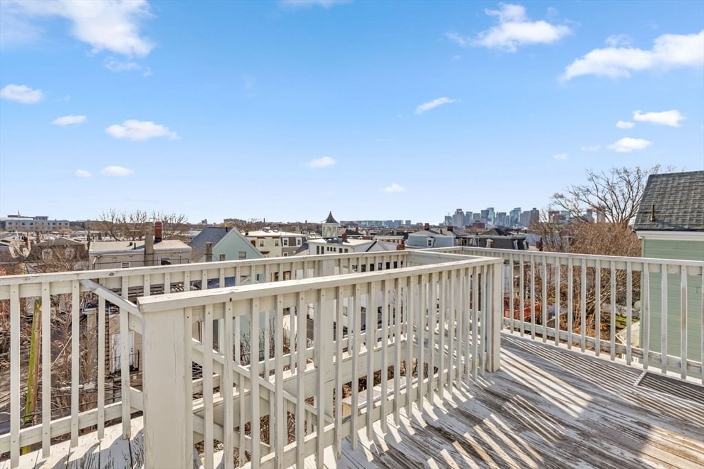 167 Lexington St Boston — Photo 16 of 22