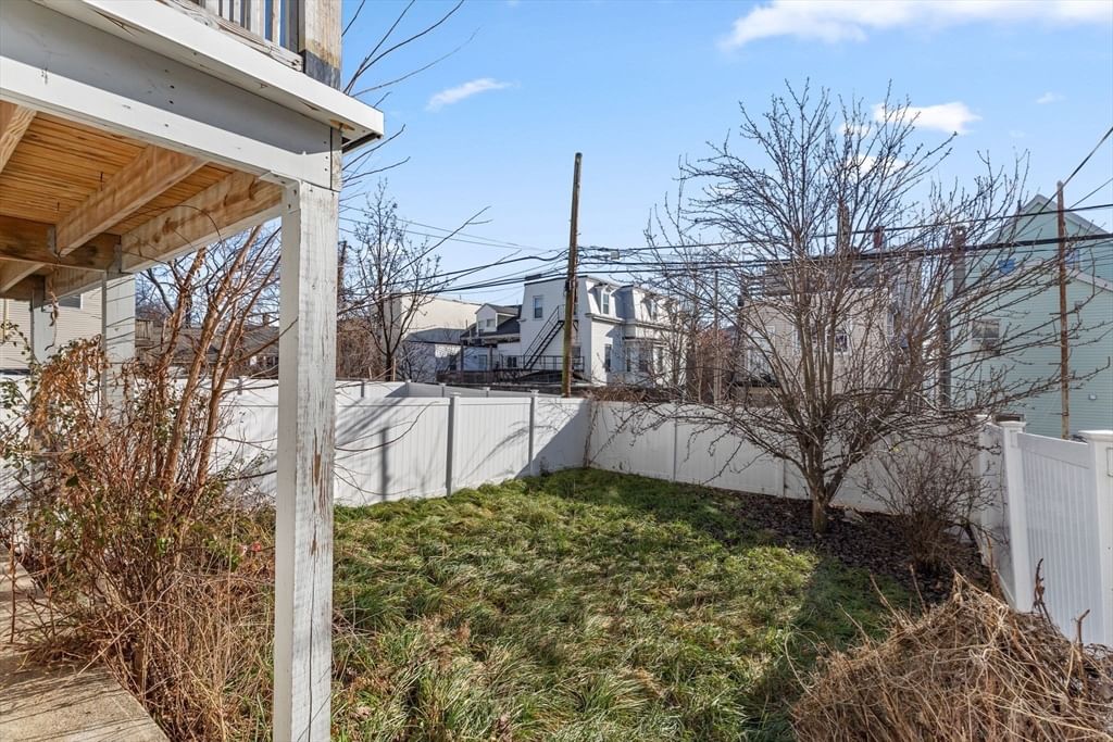 167 Lexington St Boston — Photo 20 of 22