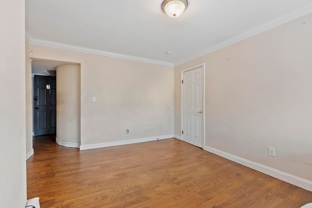7-11 Gibbs Ct Waltham — Photo 21 of 31