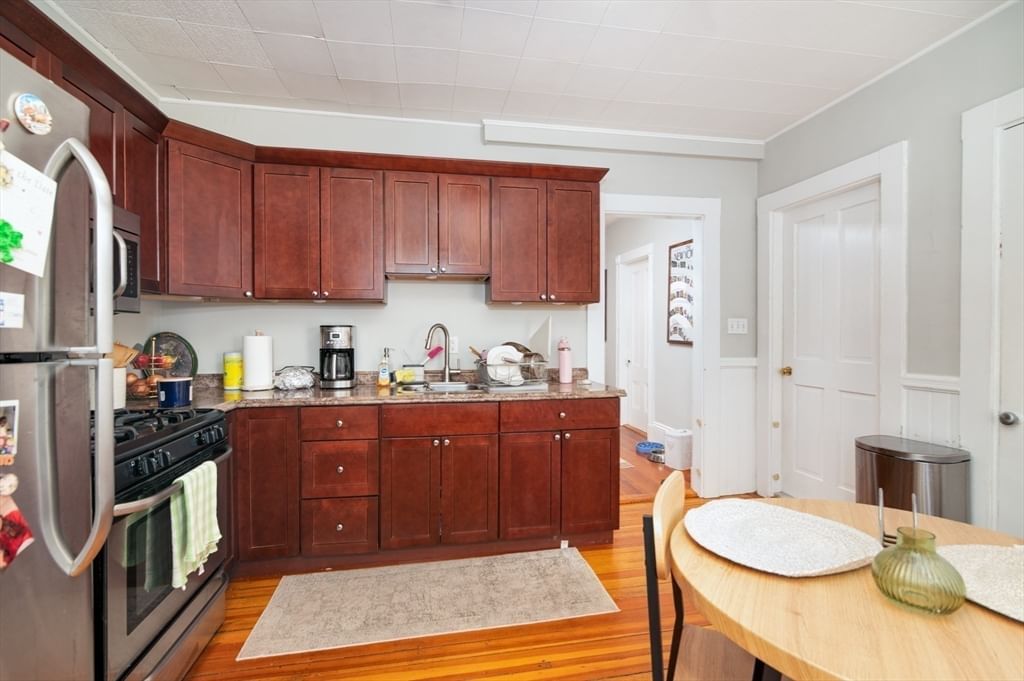 165 Whitwell St Quincy — Photo 16 of 39
