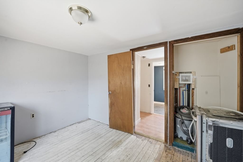 5 Torrey St Easthampton — Photo 11 of 36