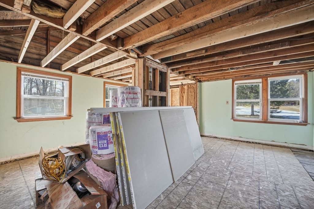 5 Torrey St Easthampton — Photo 15 of 36
