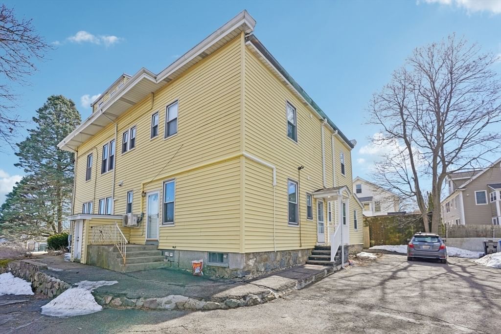 123 White St Belmont — Photo 26 of 26